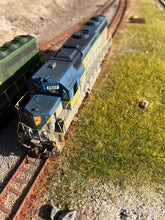 Weathered GP40-2 Deleware and Hudson D&H 7407 DCC ready